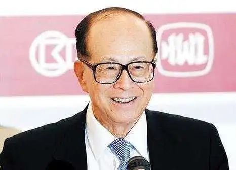 李嘉诚|李嘉诚又“跑路”？卖了一代“地王”，大赚38亿！