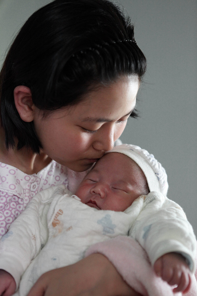 安眠药|习惯性熬夜，为了早睡吃安眠药可以吗？