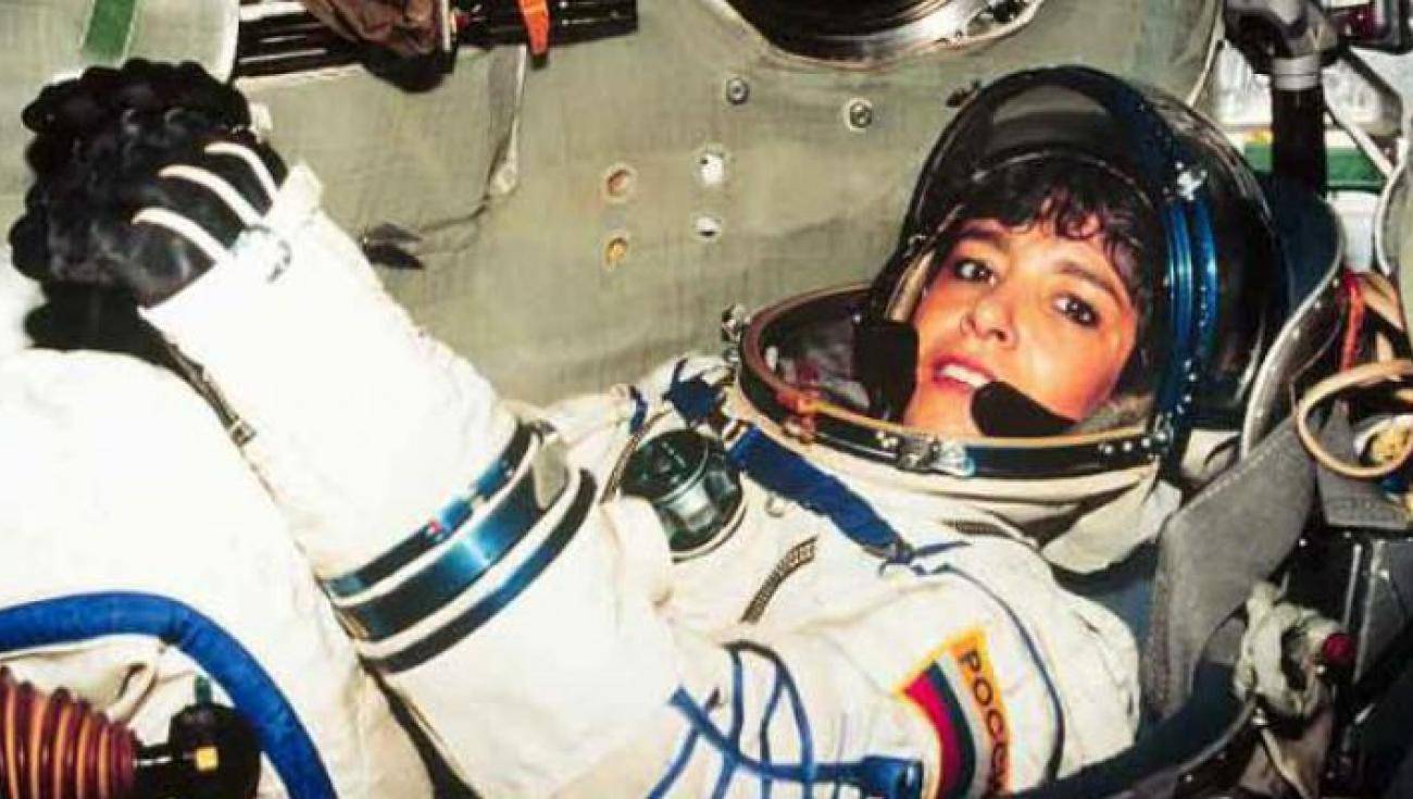 宇航员|中国首位女宇航员刘洋，为何没生育就上太空？