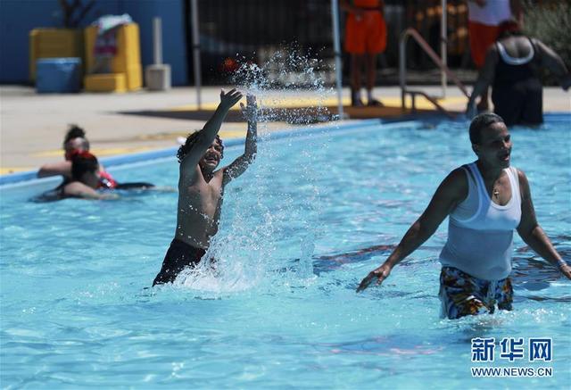 福州新闻网|纽约遭遇高温天气