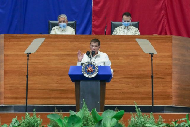 罗德里戈·杜特尔特|杜特尔特：菲律宾已向中国请求，希望可以优先获得新冠疫苗