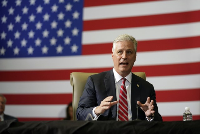 环球时报|特朗普国安顾问确诊新冠，美国专家：再不采取措施谁都不安全