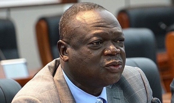 肺炎|津巴布韦政府农业部长希里因新冠肺炎去世