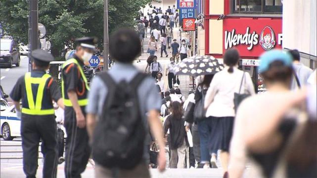 国际|日本单日新增感染病例首次破千,多地感染人数再创新高