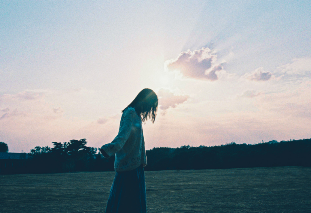 电影院|影院开门了，陪我看电影的人却再也回不来了