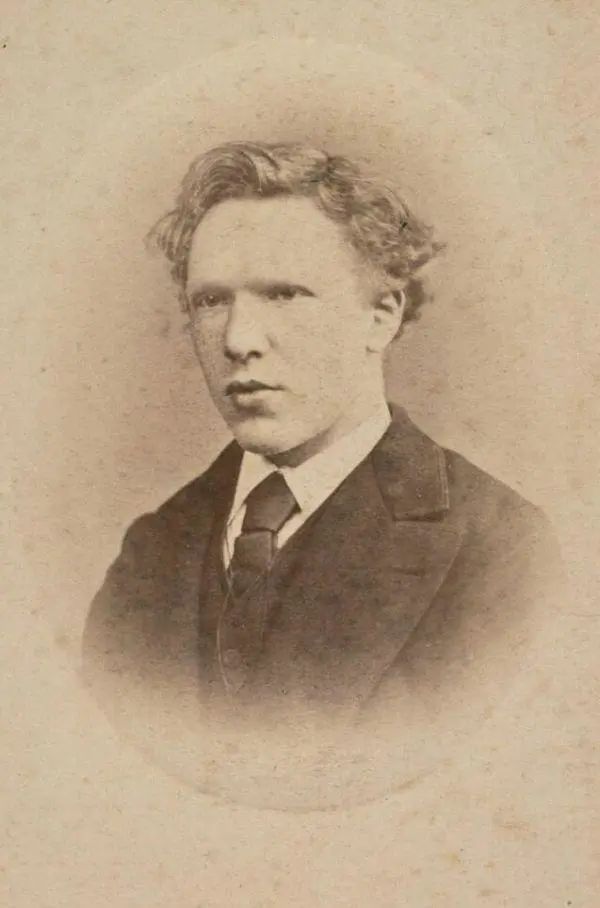 实际上我们穿越大地我们只是经历生活梵高纪念日