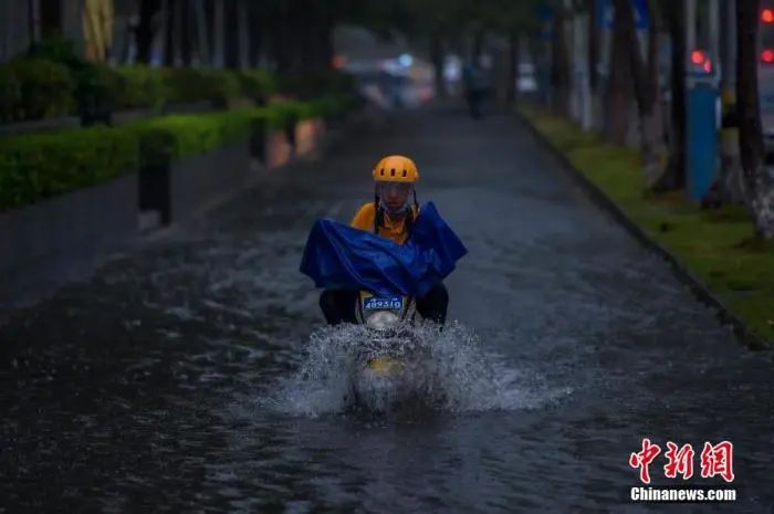 台风|“双台风”袭来！南方多地调高应急级别防风防汛