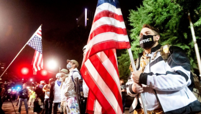 环球时报|暴力冲突不止，波特兰一公寓楼发生枪击案，现场发射子弹超150发