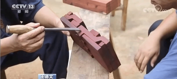 王德文|靠“玩”木头，中国宝藏爷爷火到了国外