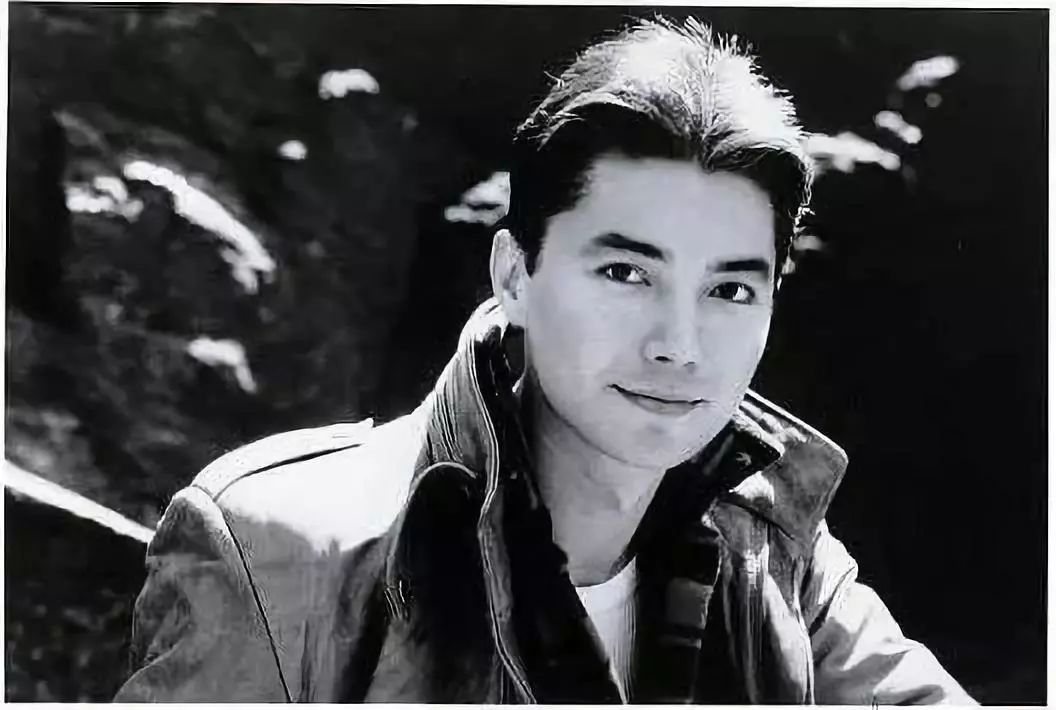 尊龙|八十年代亚洲“第一美男”，如今谁还记得他？｜百家故事