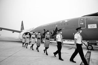 时政|厦航“大兴号”涂装飞机首飞成功