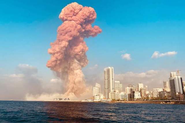 国际社会|黎巴嫩总统:3周前就知道有危险,但我不负责