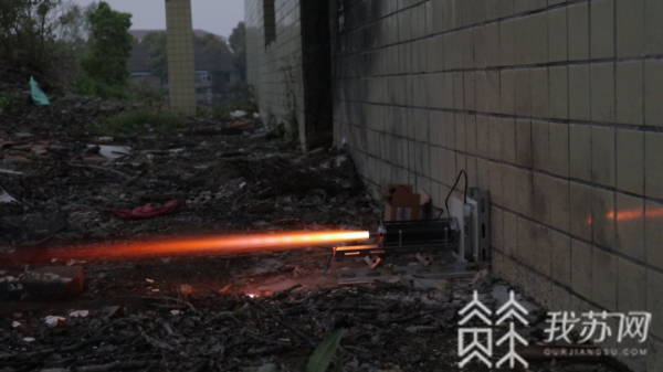 火箭|南航“00后”学生自制火箭成功发射并回收：未来想用火箭送快递