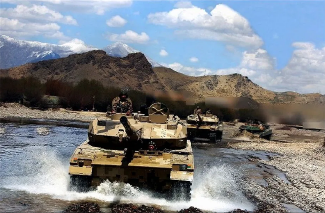 高原|美媒评中国15式坦克:不光擅长高原战,登陆作战也可大有作为