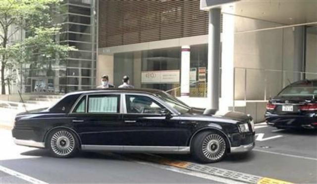 环球时报|日媒：安倍已结束检查离开医院，此前被曝“曾在办公室吐血”