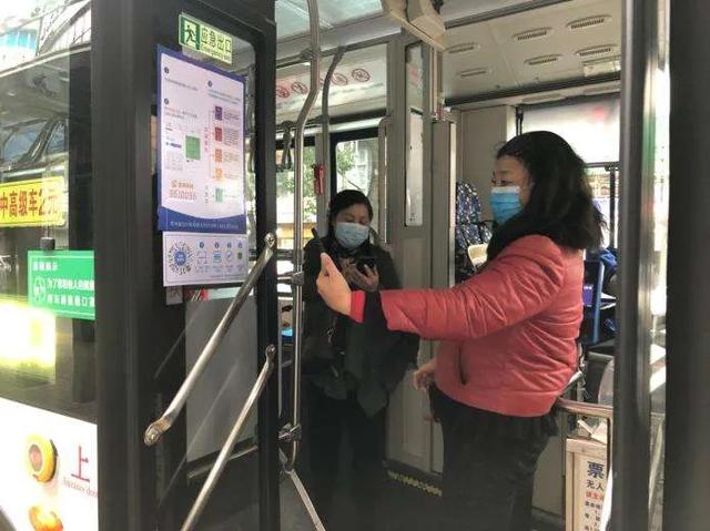 移动支付|星巴克拒收硬币，不是一件小事