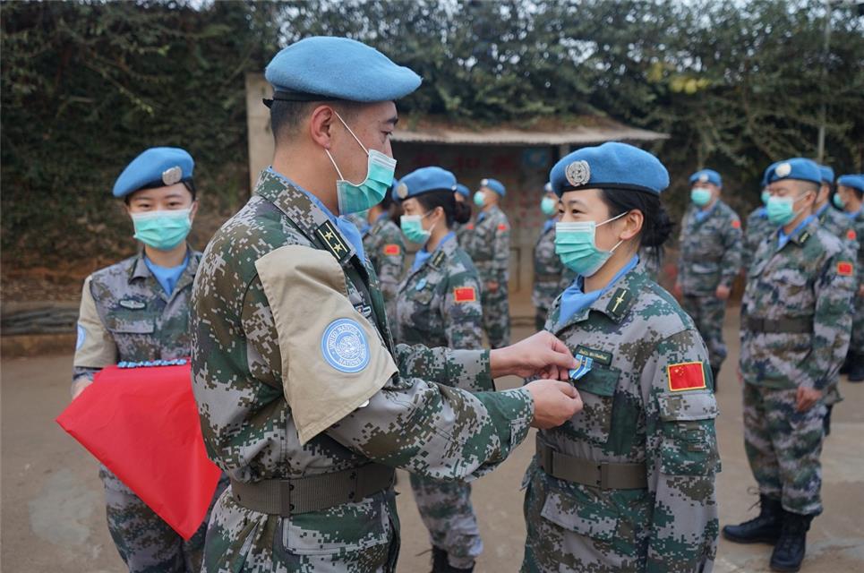 军事|中国第23批赴刚果（金）维和部队218名官兵荣获联合国“和平荣誉勋章”