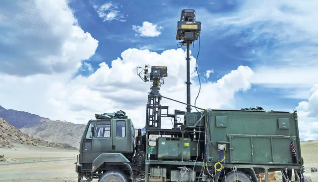 军事|印媒：信息战力落后中国20年，印军应该想办法和解放军打近战！