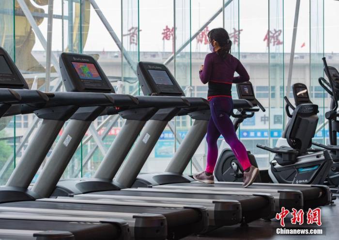 市场监管|健身房“跑路” 市场监管总局：推动预付式消费立法