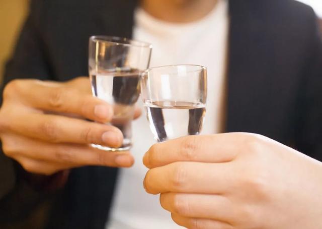 卖家服务|这种酒，八成是假货