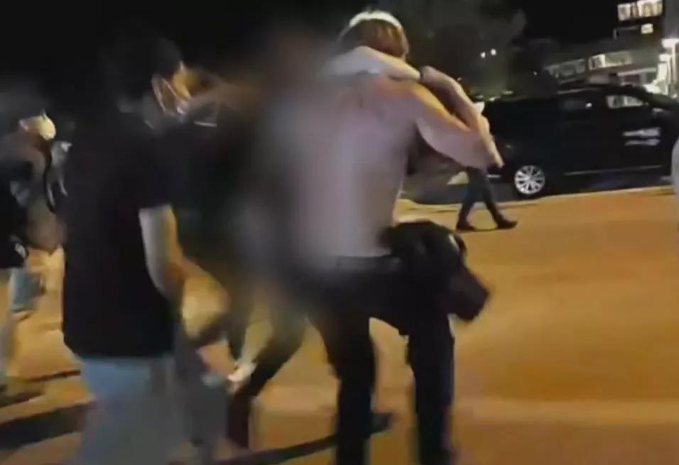 美国警察|7声枪响，美国又乱了！