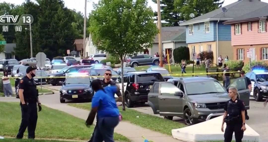 国际|美调查数据显示:5月25日至8月22日美警察只有3天没杀人