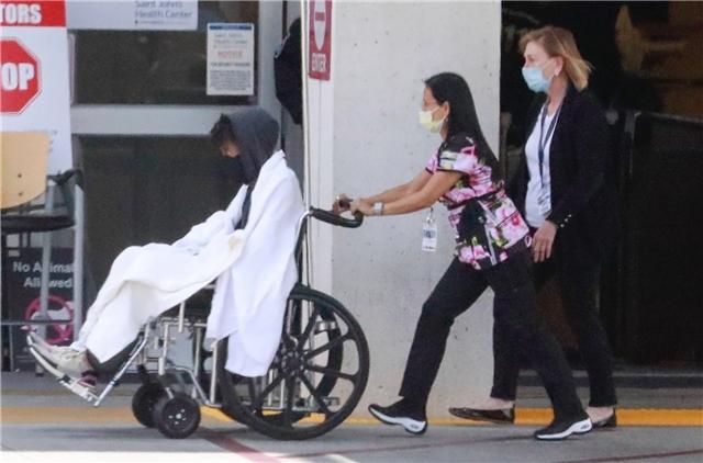 黑豹漫威|漫威《黑豹》男主去世，年仅43岁