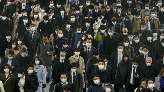 问题疫苗|安倍承诺到明年中期为所有日本人提供新冠病毒疫苗