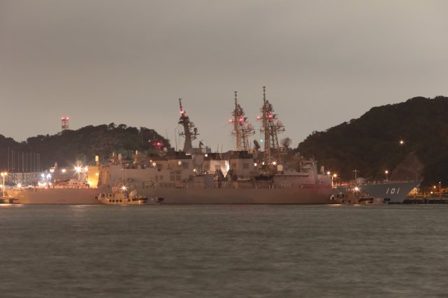 日本驱逐舰|派往中东途中发现船员感染新冠，日本驱逐舰紧急返回基地