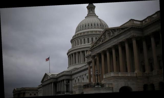 联邦政府|多数美国人认为联邦政府正使疫情变更糟,仅1/3表示信任