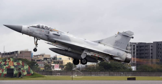 军事|美媒称台军可将幻影2000退役转卖印度 台军方：从未考虑