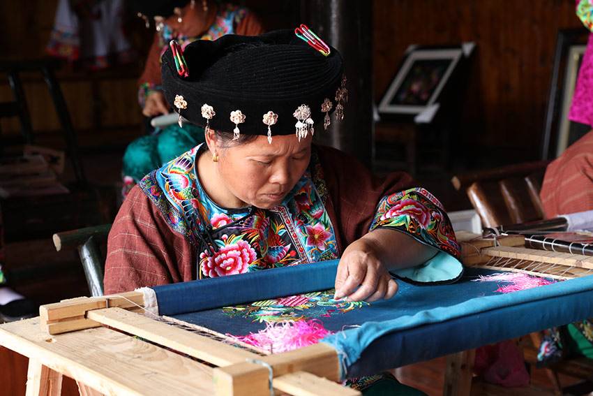 十八洞村——苗绣