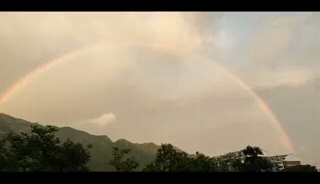 彩虹|美！雨后京城，晚霞与彩虹交辉