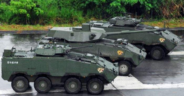 云豹|网传台军士兵因不熟悉“云豹”装甲车操作致堵车，台军：机械故障
