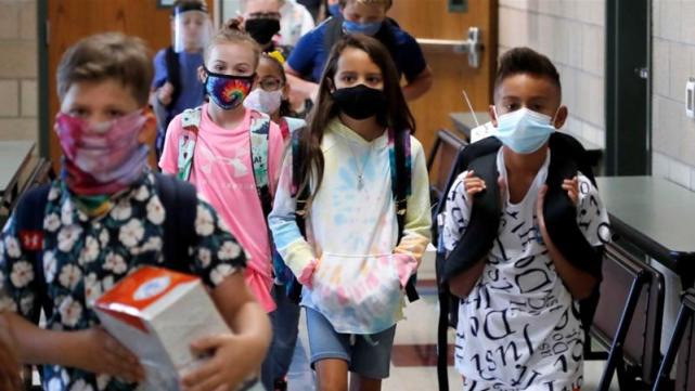 发烧症状|美国学校为开学斥巨资买测温设备，专家：发烧筛查是个糟主意