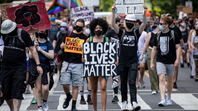 美国“黑人的命也是命”抗议活动