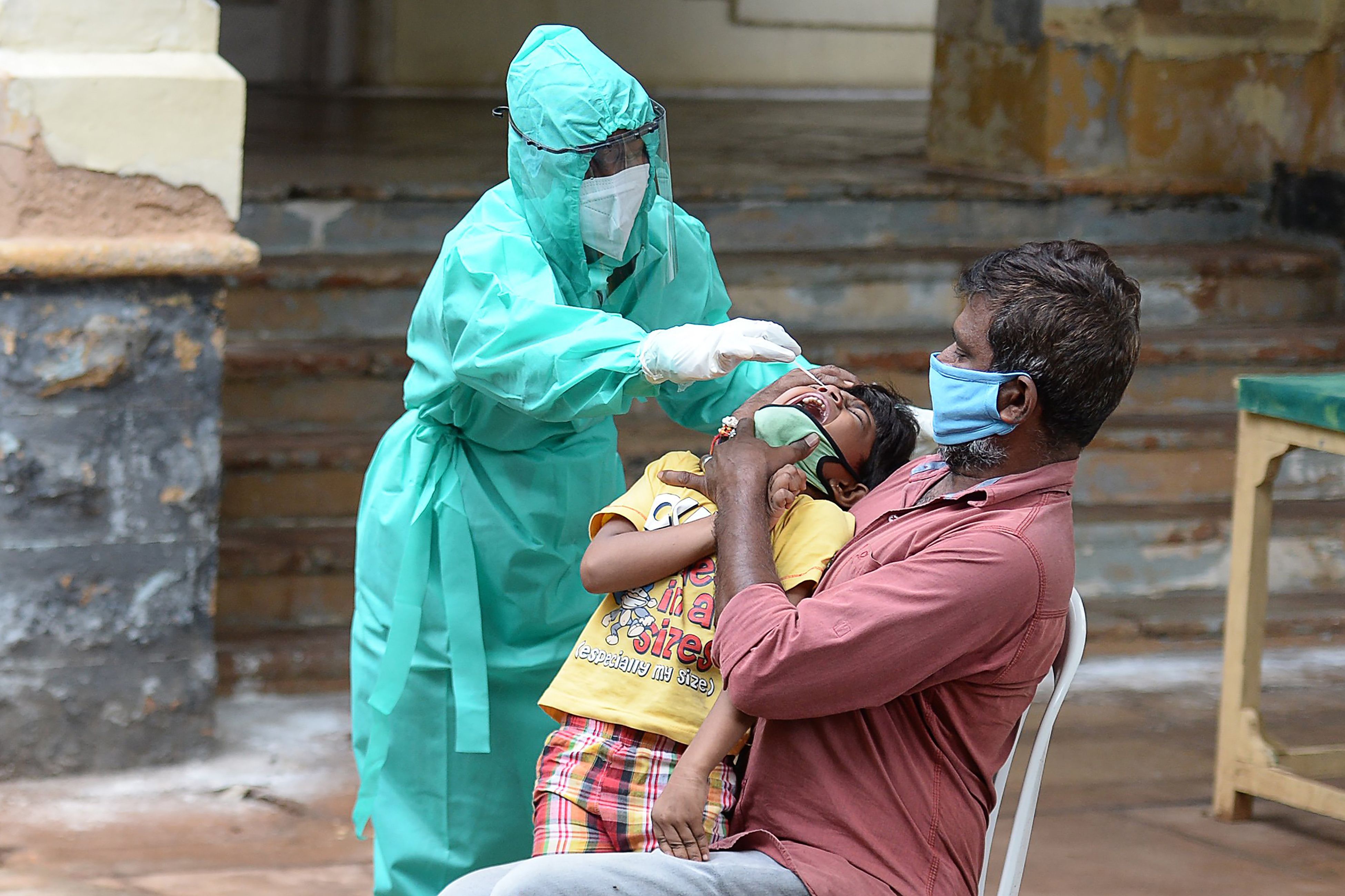 财经|印度新增超9.2万例新冠确诊病例,累计超540万例