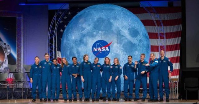 宇航员|美国宇航局计划耗资280亿美元，在2024年将宇航员送上月球