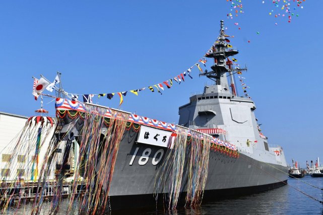 日本新一代摩耶级“羽黑”号宙斯盾驱逐舰