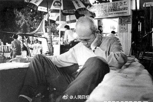 正能量|他，离开15年了……