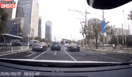 咖啡|疯狂别车，泼咖啡！果然，刑拘！