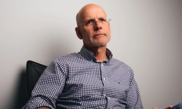 中国学者|中国禁止两名澳大利亚反华学者入境 外交部：属中国主权内事务