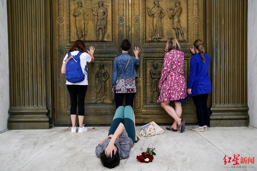 大法官|巴雷特被提名为大法官 她对美国影响或比特朗普更深远