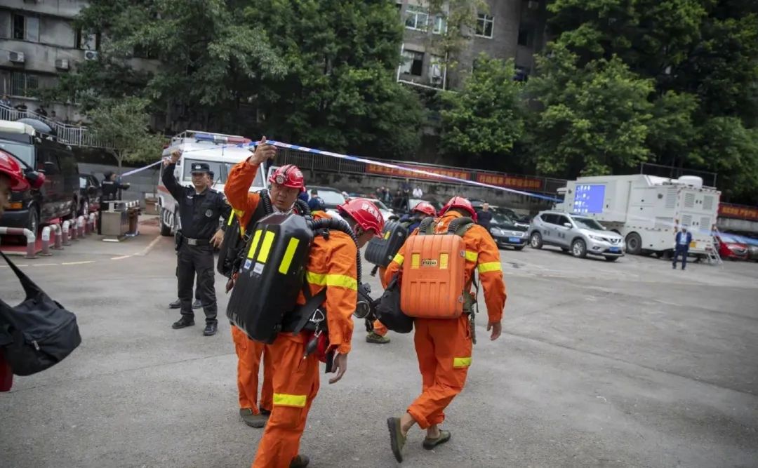 时政|痛心！已致16人遇难