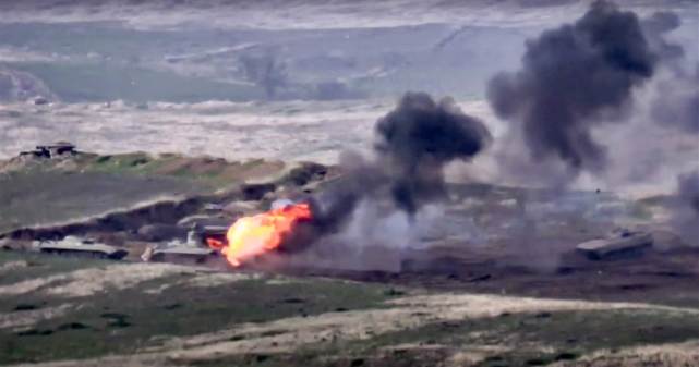 直升机|亚美尼亚和阿塞拜疆爆发武装冲突,外媒称双方有坦克直升机被摧毁