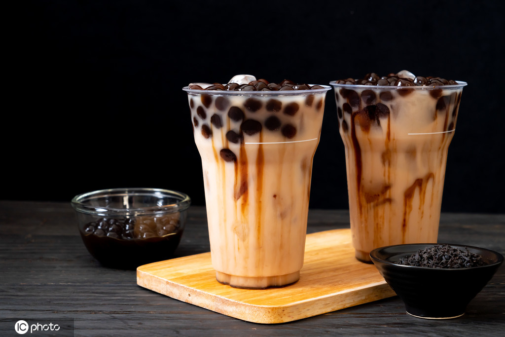 大学生|不喝秋天的第一杯奶茶，真没什么大不了｜青年说