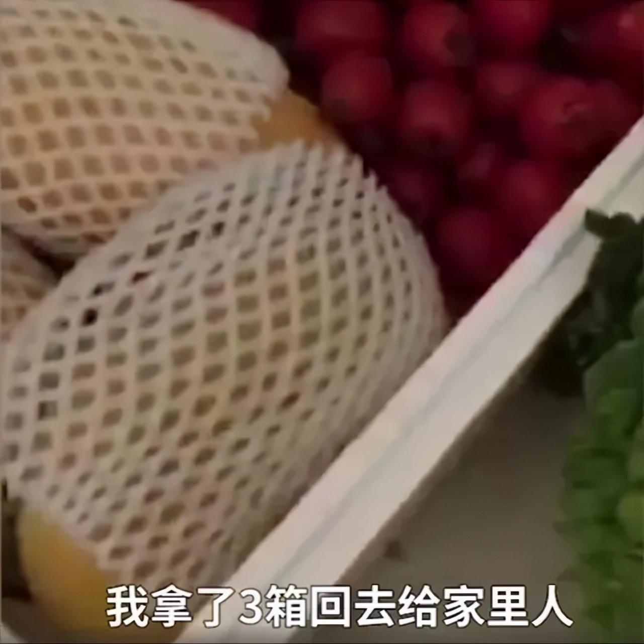 社会|月薪25000发帖“工资少得想哭”:越爱炫耀,越显得你low