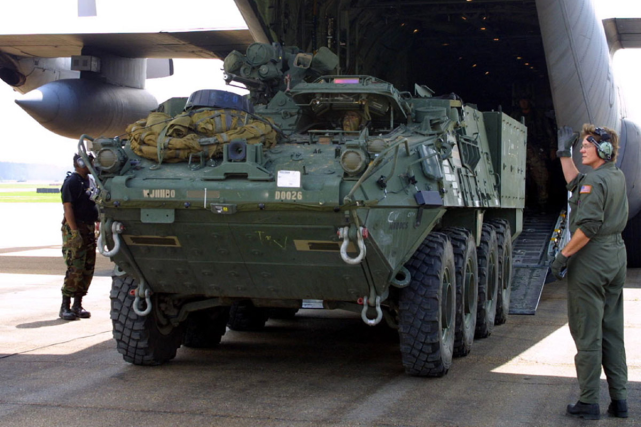 崔克|美军时隔多年再次装备反坦克导弹车，对解放军释放出危险的信息