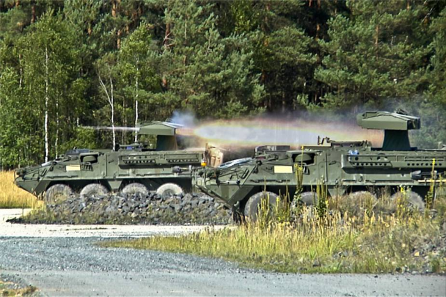 崔克|美军时隔多年再次装备反坦克导弹车，对解放军释放出危险的信息