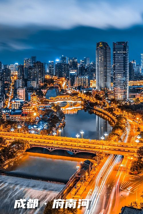 时政|邀你主持一场特别的灯光秀，为祖国庆生！